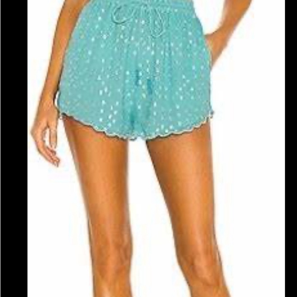 Rococo sand women’s shorts, size medium